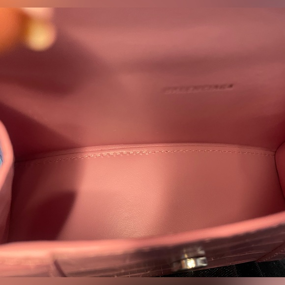 *AUTHENTIC* BALENCIAGA
HOURGLASS | XS | HANDBAG CROCODILE EMBOSSED | PINK - Picture 9 of 11